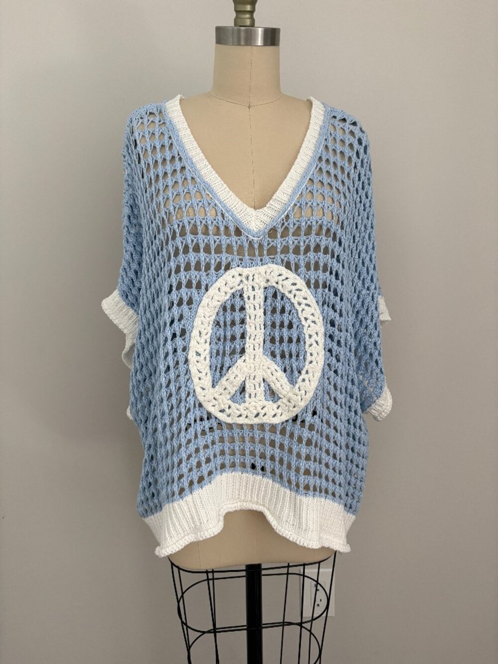 POL Sky Blue Crochet Peace Sign Knit Sweater Boho Coastal Festival Fairy Beach L - Picture 8 of 8